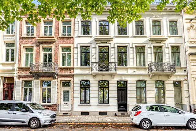 Herenhuis te koop in Gent – 1/10