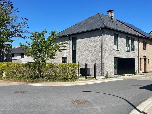 Huis te huur in Baardegem – 1/10