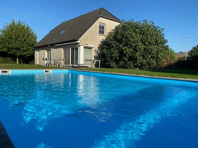 Villa te koop in Petegem-aan-de-Leie – 1/10