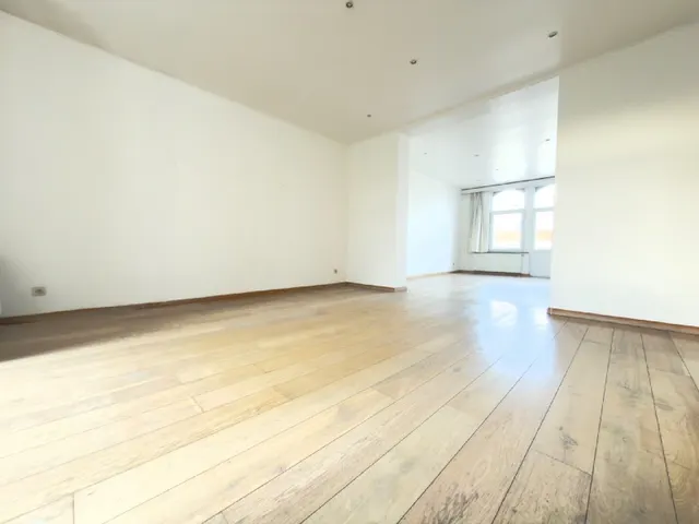 Duplex te huur in Berchem-Sainte-Agathe – 1/7