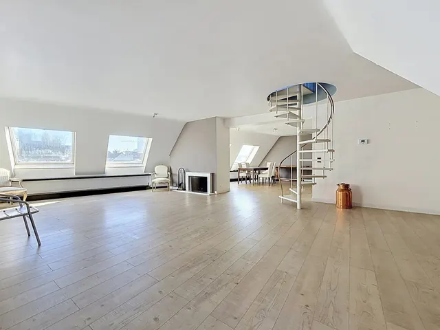 Appartement te huur in Bruxelles – 1/10
