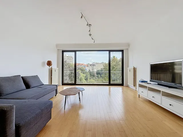 Appartement te huur in Bruxelles – 1/10