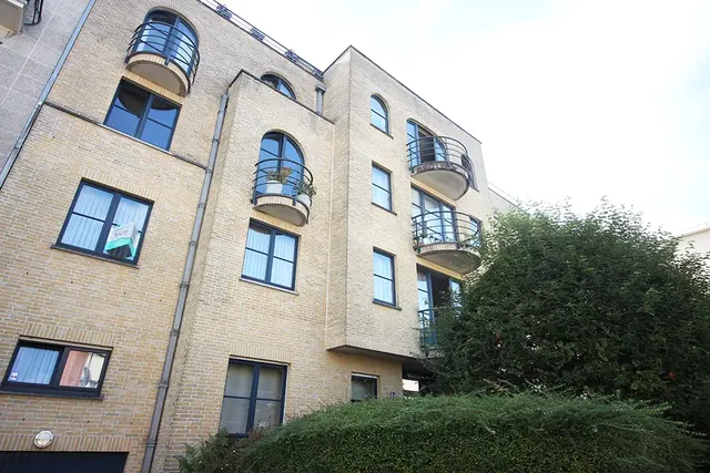 Appartement te koop in Oudergem – 1/10