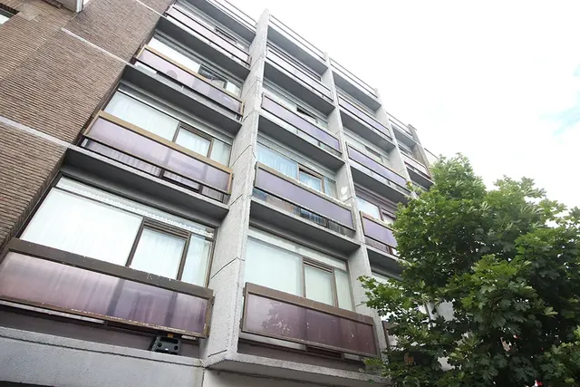 Apartment for sale in Elsene – 1/8