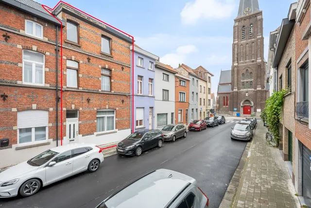 Huis te koop in Sint-Amandsberg – 1/10