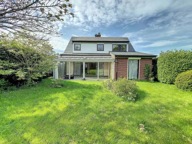 Villa te koop in Beersel – 1/7