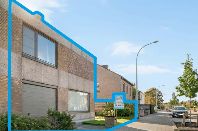 Huis te koop in Assebroek – 1/10