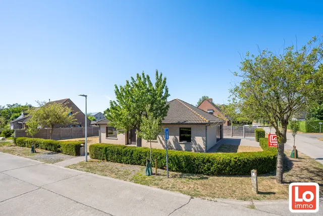 Huis te koop in Lochristi – 1/10