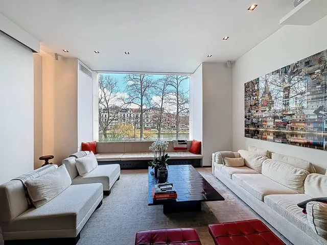 Huis te koop in Ixelles – 1/10
