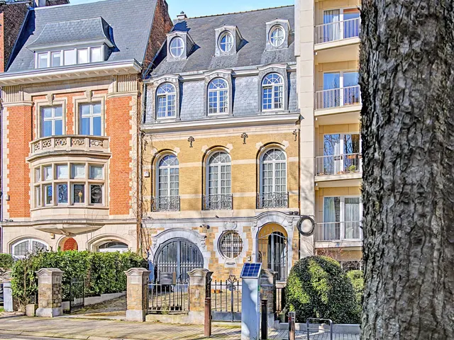 Huis te koop in Uccle – 1/10