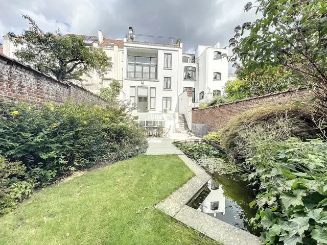 Huis te koop in Ixelles – 1/10