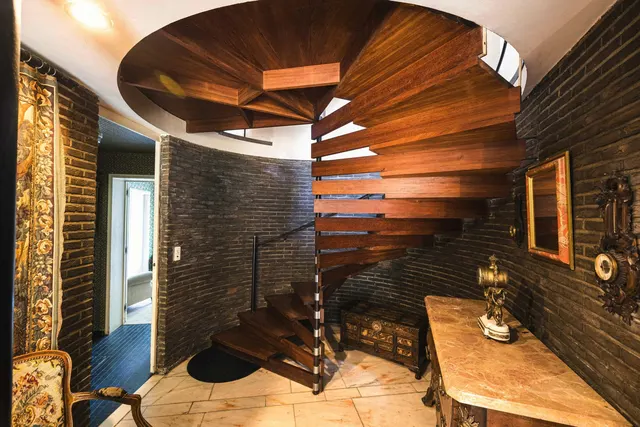 Huis te koop in Ixelles – 1/10