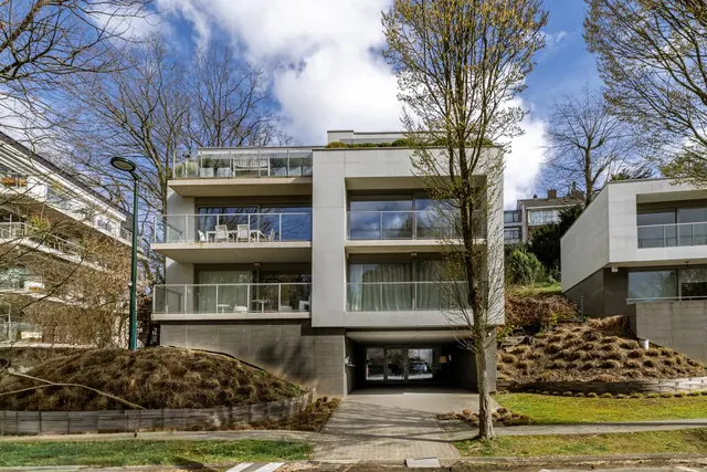 Appartement te koop in Uccle – 1/10
