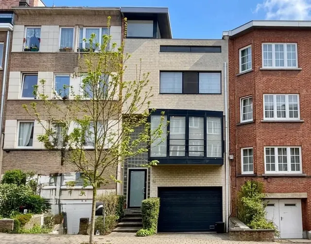 Huis te koop in Woluwe-Saint-Lambert – 1/10