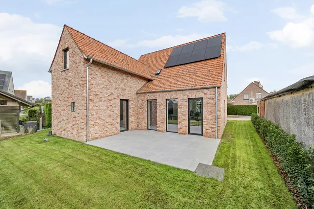 Huis te koop in Kortemark – 1/10