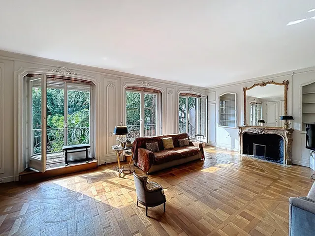 Apartment for sale in Bruxelles – 1/10