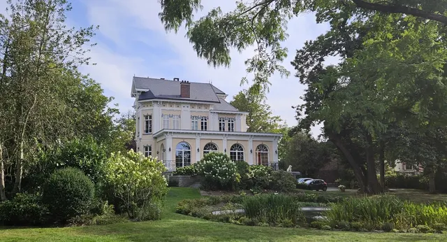 Huis te huur in Uccle – 1/10