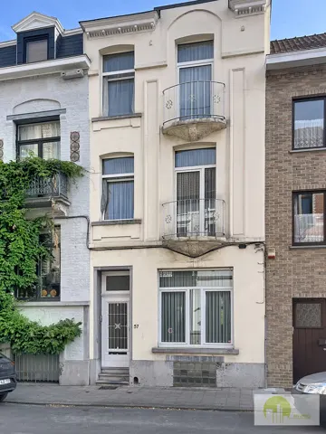 Herenhuis te koop in Jette – 1/10