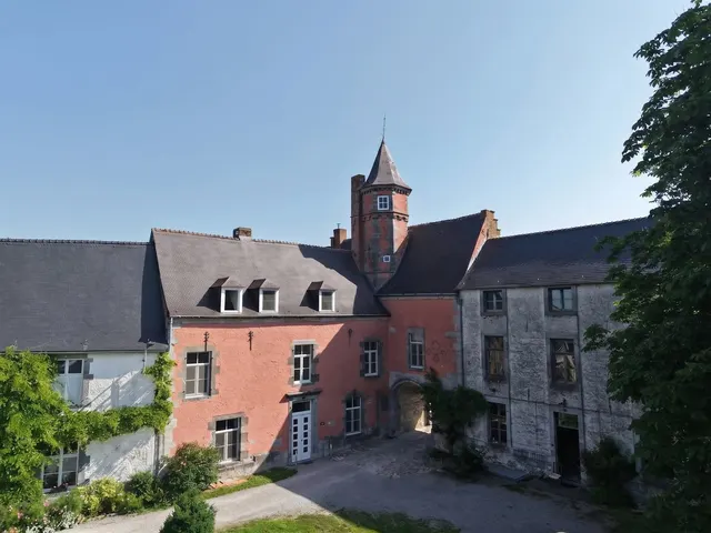 Huis te koop in Cerfontaine – 1/10