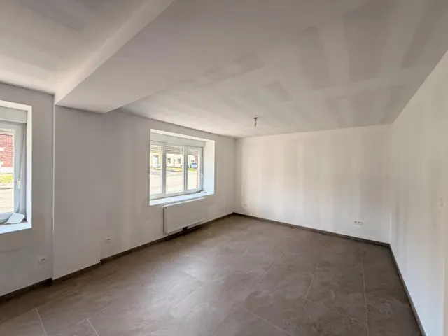 Villa te koop in Blaton – 1/10