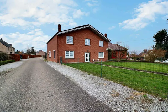 Huis te koop in Chimay – 1/10