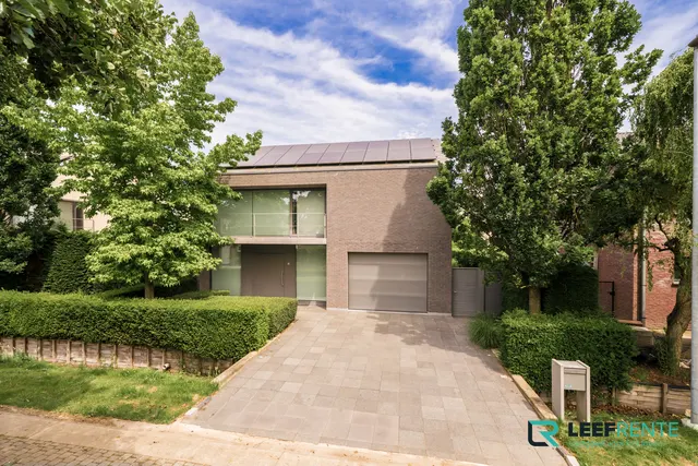 Huis à vendre à Sint-Niklaas – 1/10