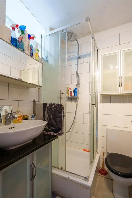 Appartement te koop in Roux – 1/6