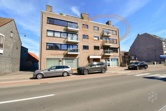 Appartement te koop in Oostkamp – 1/10