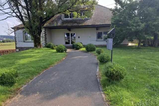 Maison à vendre à Libramont-Chevigny – 1/10