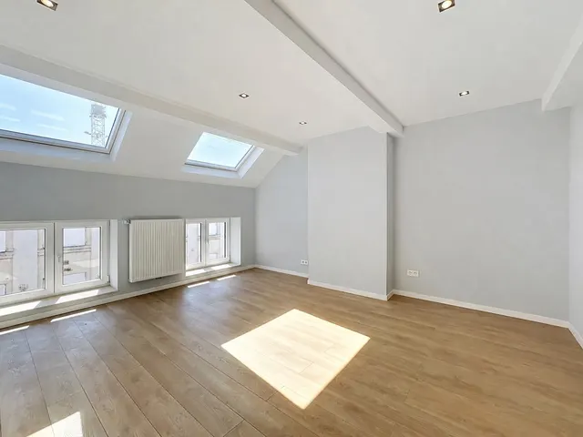 Duplex te huur in Ixelles – 1/10
