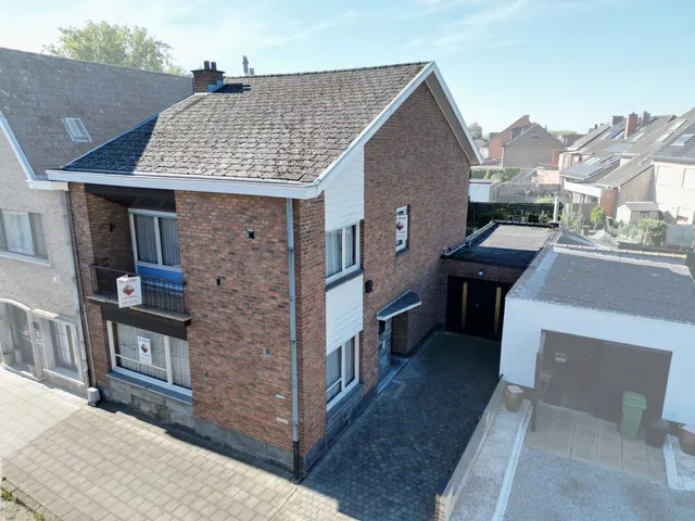 huis te koop in Erembodegem – 1/10