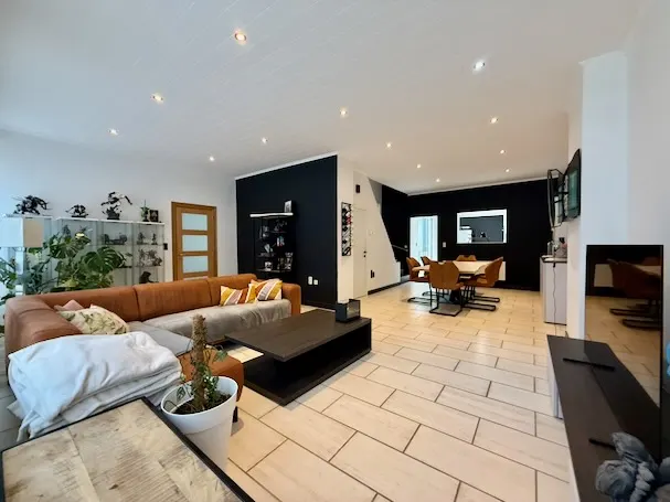 Huis à vendre à Burcht – 1/10