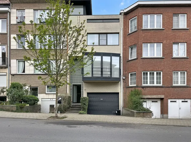 Huis te koop in Woluwe-Saint-Lambert – 1/10