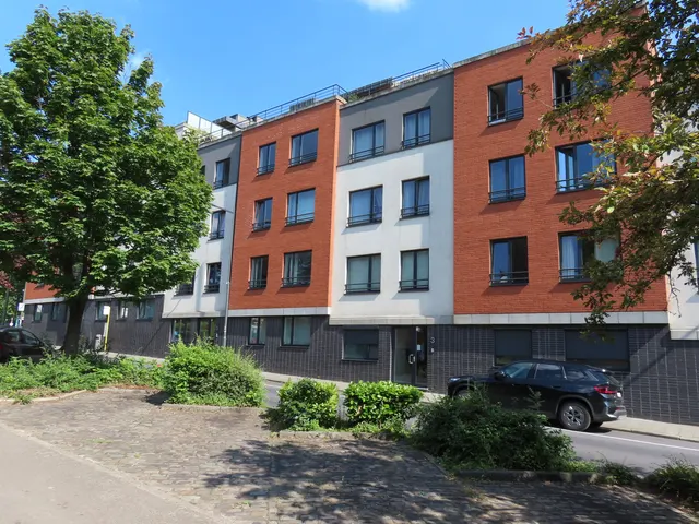 Appartement te koop in Jette – 1/10