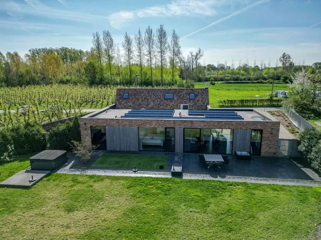 Villa à vendre à Zepperen – 1/10