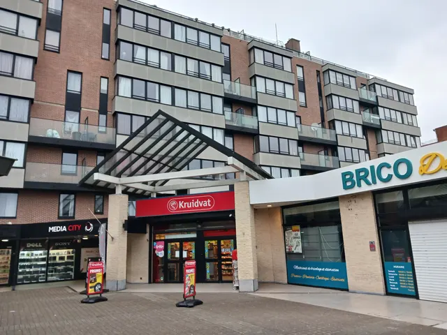 Appartement te koop in Jette – 1/10