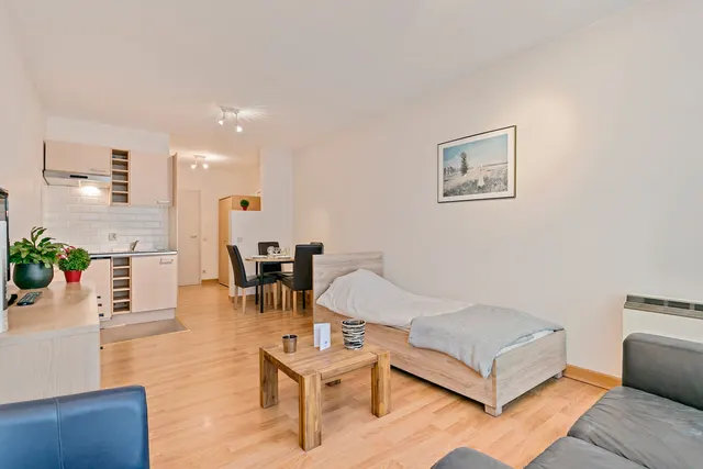 Studio te huur in Schaerbeek – 1/6
