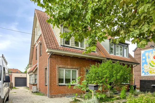 Huis te koop in Boechout – 1/10