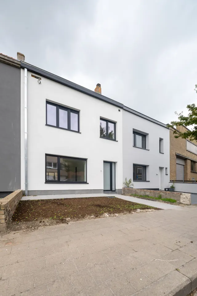Huis te koop in Oostende – 1/10