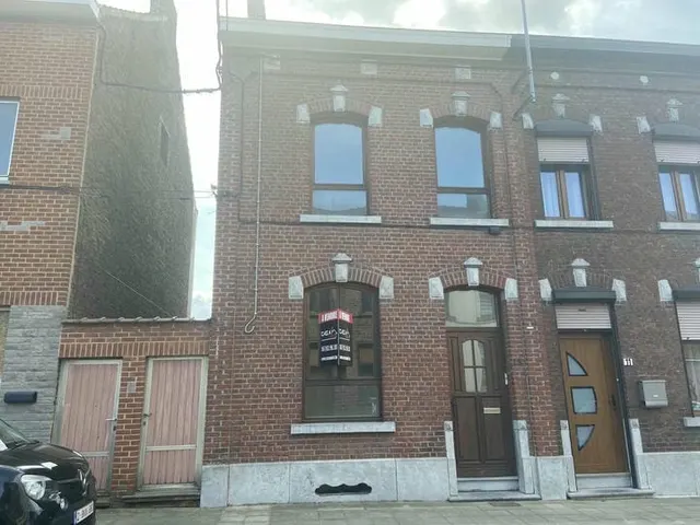 Huis te koop in La Louvière – 1/10