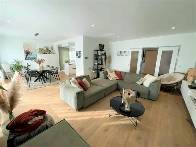 Huis te koop in La Louvière – 1/10