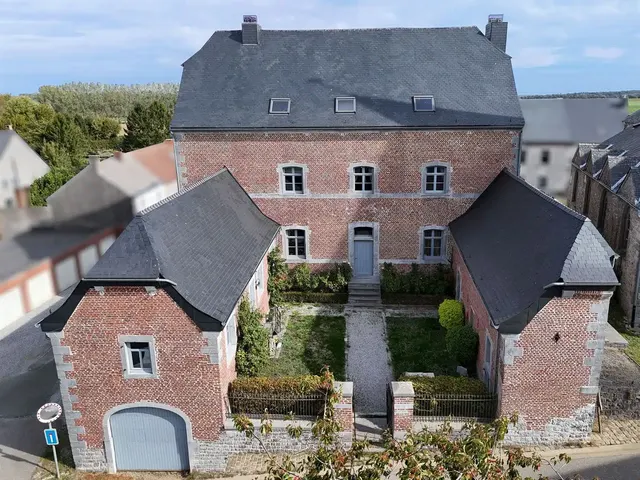 Huis te koop in Graux – 1/10