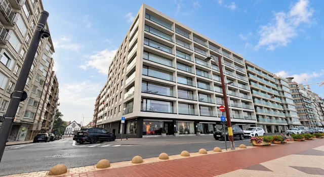 Appartement te koop in Knokke Zoute – 1/10