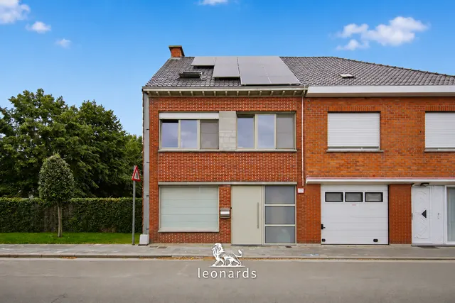 Huis à vendre à Hulste – 1/10