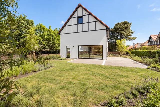 Villa te koop in Knokke Zoute – 1/10