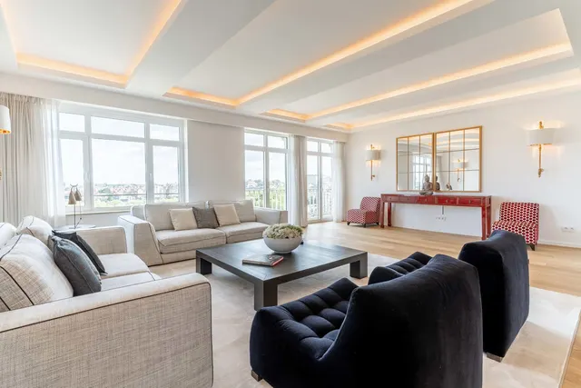 Appartement te huur in Ixelles – 1/10