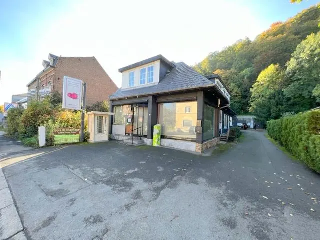 Huis te koop in Wepion – 1/10