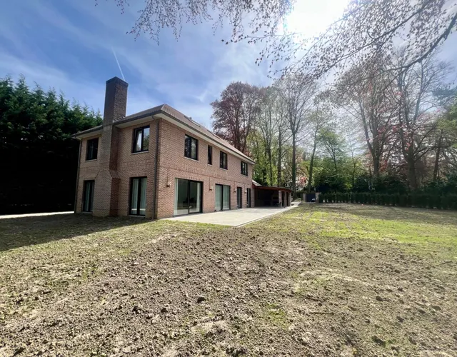 Villa te koop in Uccle – 1/10