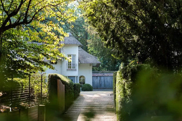 Woning te koop in Sint-Martens-Latem – 1/10
