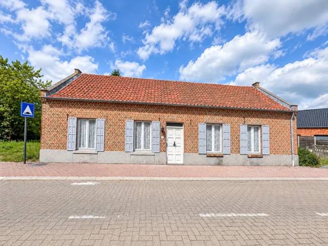 Huis te koop in Bree – 1/3